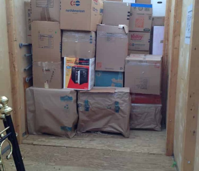 Pyramid Movers loading and stacking a POD for cross Country Move.